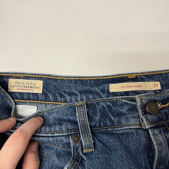 NWOT Levi’s Premium Denim 70s High Flare Medium Wash Jeans SZ 31 12 - Picture 5 of 6